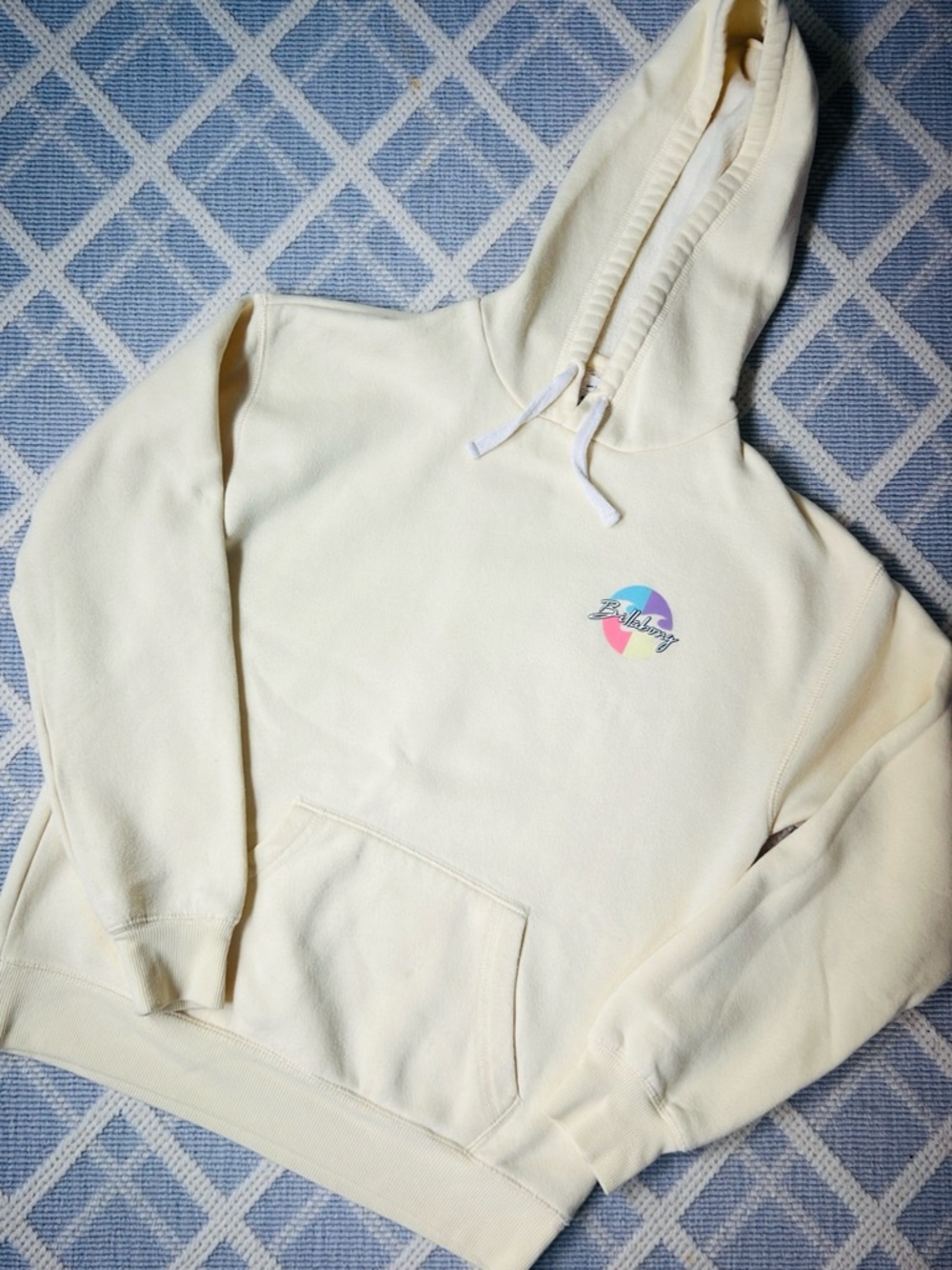 Billabong Light Yellow Hoodie with Pastel Logo!! (Size:Small)